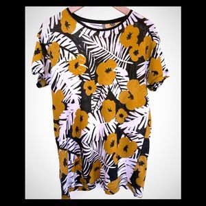 Zara Man Graphic print short sleeve Tee Medium